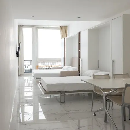 Spacious In The Duomo - Mirable Pm Appartement *